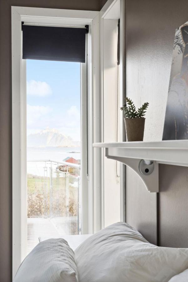 Villa Large In Lofoten With Fantastic Views - 4 Bedrooms And 9 Beds. *