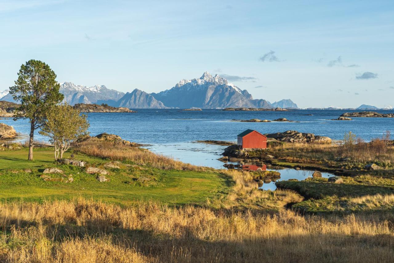 Large In Lofoten With Fantastic Views - 4 Bedrooms And 9 Beds. Villa *